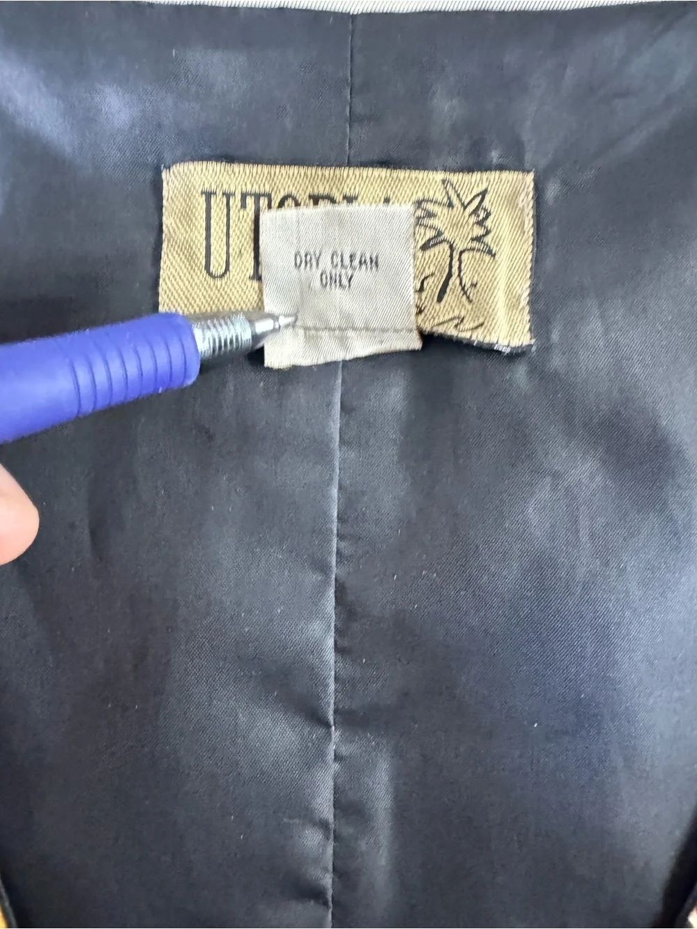 Utopia unique vest